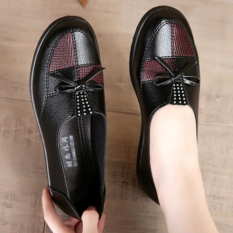 Cheap Shoes Women Leather Flats Female Flats Spring Shoes 2021 Classic Women's Loafers Casual Leather Shoes Mom Flats