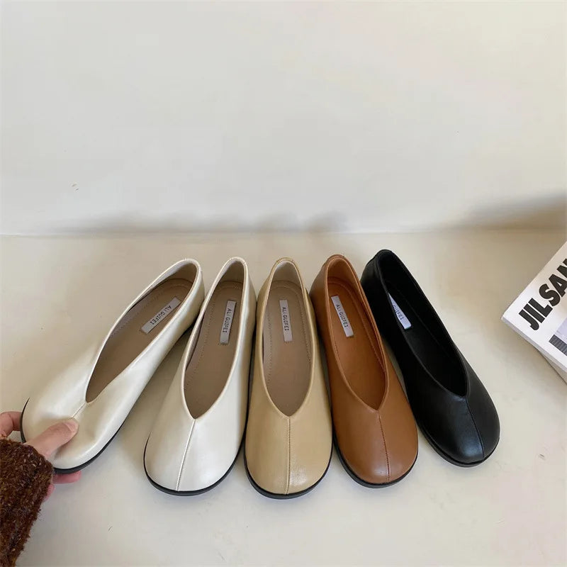 Japanese Style Round Toe Loafers Women Soft Leather Flats Shoes Patchwork Sewing Moccasins Female Cozy Ballet Slip On Lazy Mules