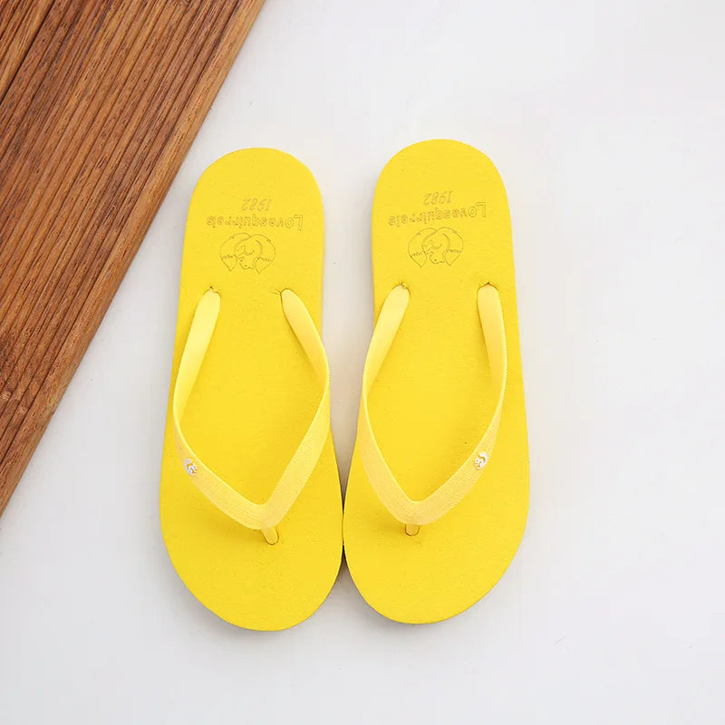 Simple Solid Color Comfortable Slippers Flip Flop Women Summer Korean Fashion Casual Non-Slip Couple Flip Flops Breathable Beach