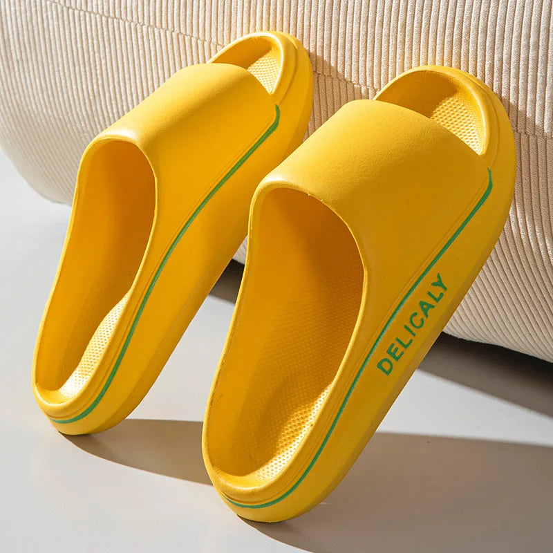 Super Soft Sole Thick Platform Bathroom Home Slippers Women EVA Indoor Slides Men Sandals Summer Non-slip Flip Flops Unisex