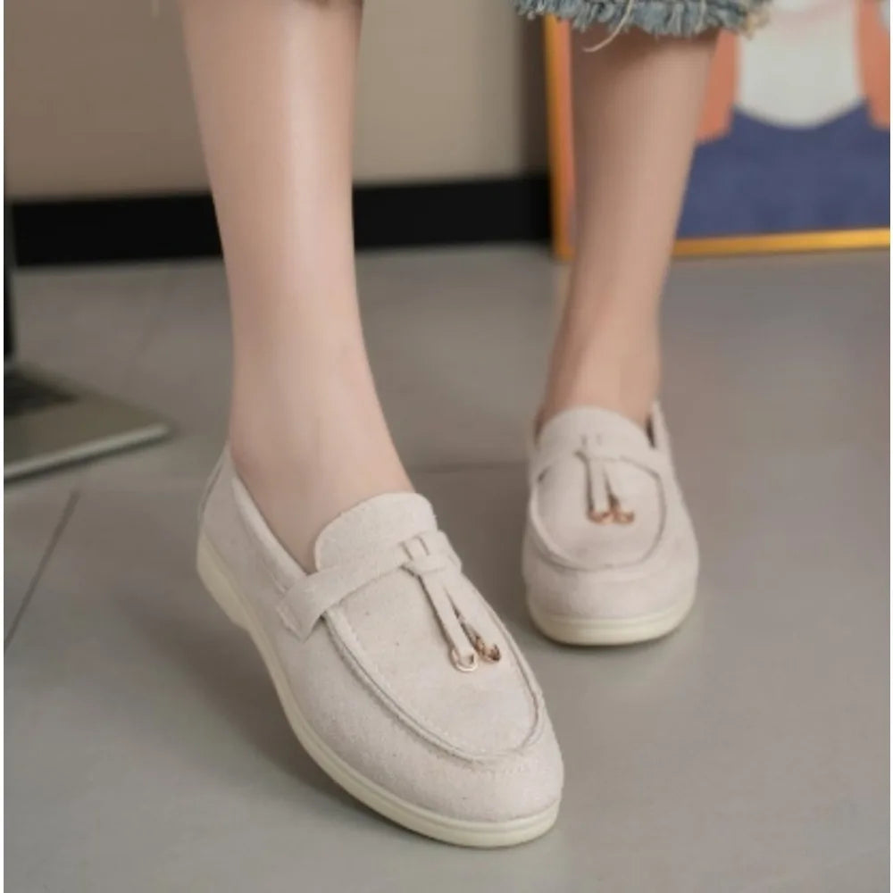New Casual Flat Bottom Mules Lock Tassel Loafers Fashion Women Single Shoes Brand Metal Buckle Slipper Comfortable Slip on Shoes