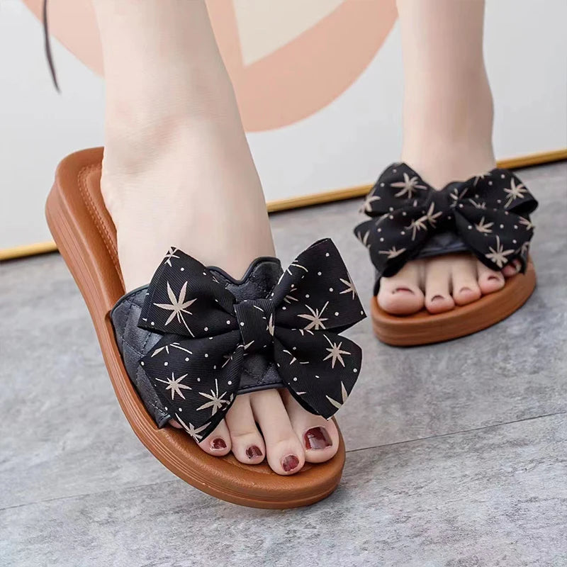 Women's 2024 Summer British Style Soft Bottom Butterfly Dew Toe Anti slip Cool Slippers for Women One line Dragging Shoes