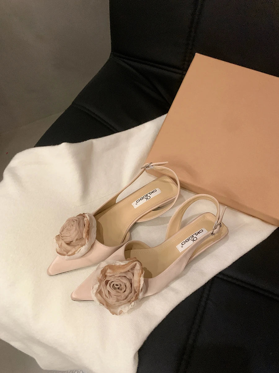 New Flower Designer Sandals Women Elegant Satin Mule Shoes Summer Pointed Toe Pumps Low Heel Flowers Slingback Sandals Female