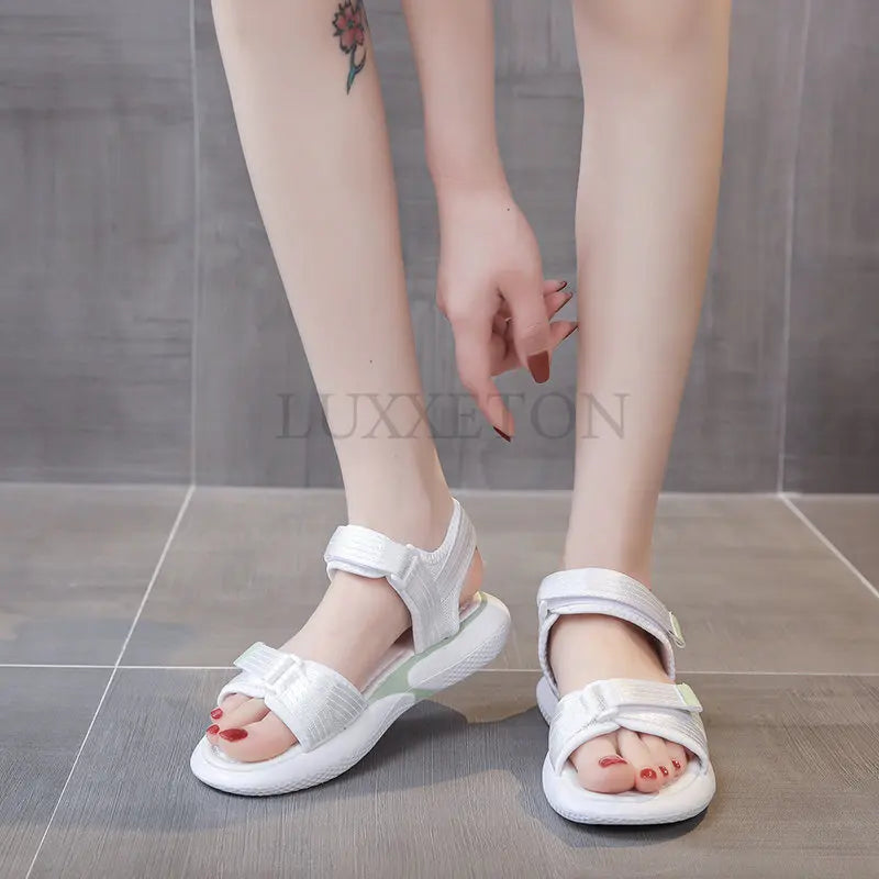 Sandals Woman Summer Fashion Breathable Sports Outdoor Beach Causel Shoes Women Trendy All-match Flats Sandals Female