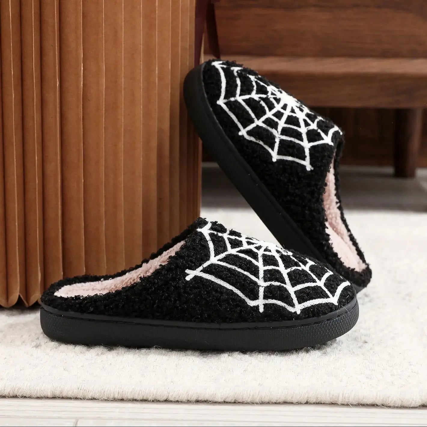 Halloween Spider Web Pattern Horror Pubon Atmosphere fashion Embroidery stuffed Home Thick-soled Cozy Furry Cotton Slippers Personality Warm Non-slip Indoor Slippers Men Women Can Wear Christmas Day Gift