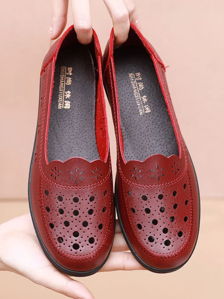 Sandals Summer Comfort Baotou Soft Sole Mom's Shoes Flat Sole Women's Shoes Hole Leather Shoes Middle and Old Age Shoes