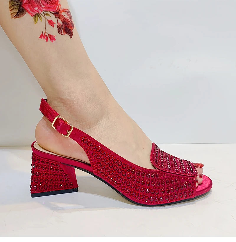 Fashionable Luxury Sandals Top Italian Designers 2023 Party Bright Diamond Uppers Summer Women's Shoes With High-heeled Nigeria