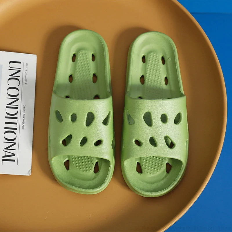 Summer Slippers Women Shoes Beach Slides Cartoon Bear Flip Flops Men'S Slipper Indoor Bathroom Anti-Slip Shoes Couple Sandals