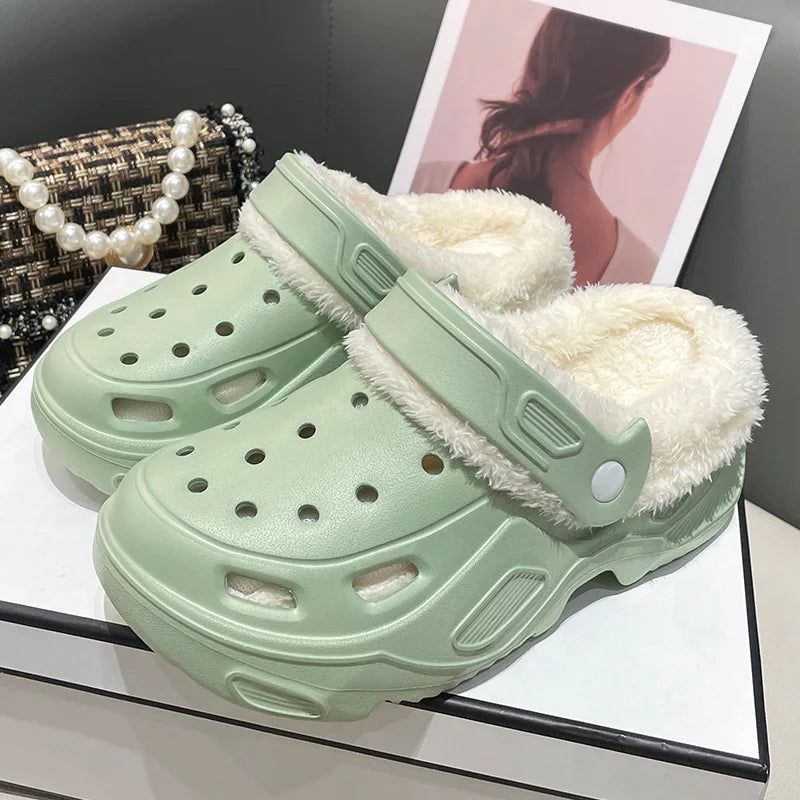 Thick-soled hole shoes winter velvet women's fashion outer wear removable cotton slippers warm and non-slip slippers