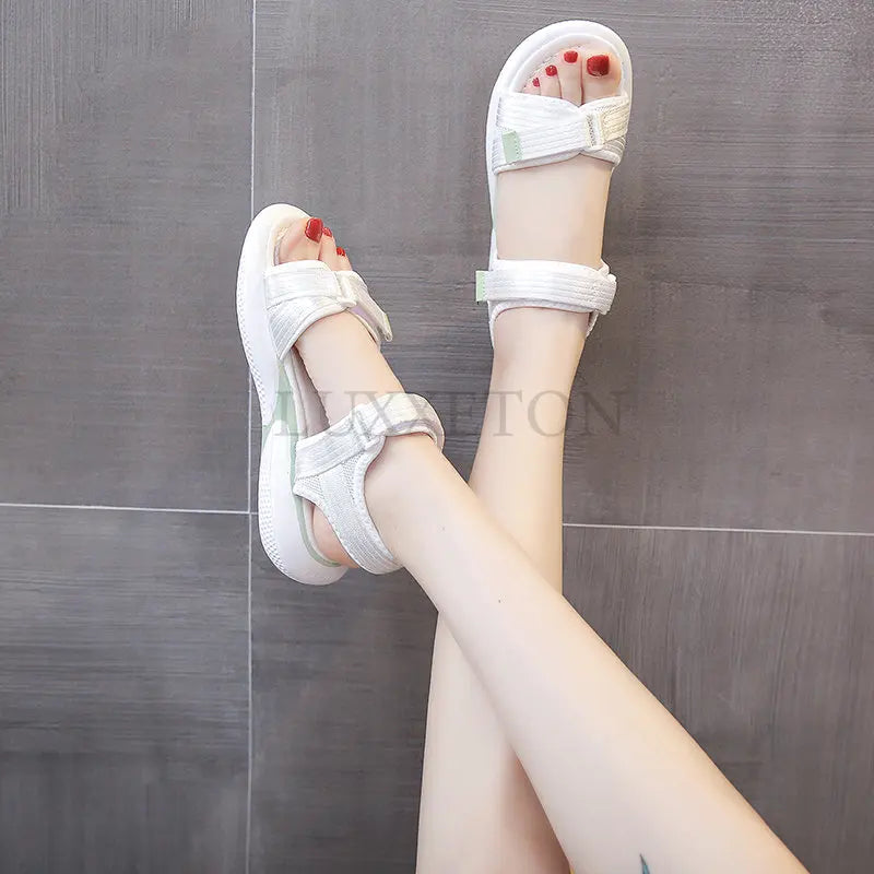 Sandals Woman Summer Fashion Breathable Sports Outdoor Beach Causel Shoes Women Trendy All-match Flats Sandals Female