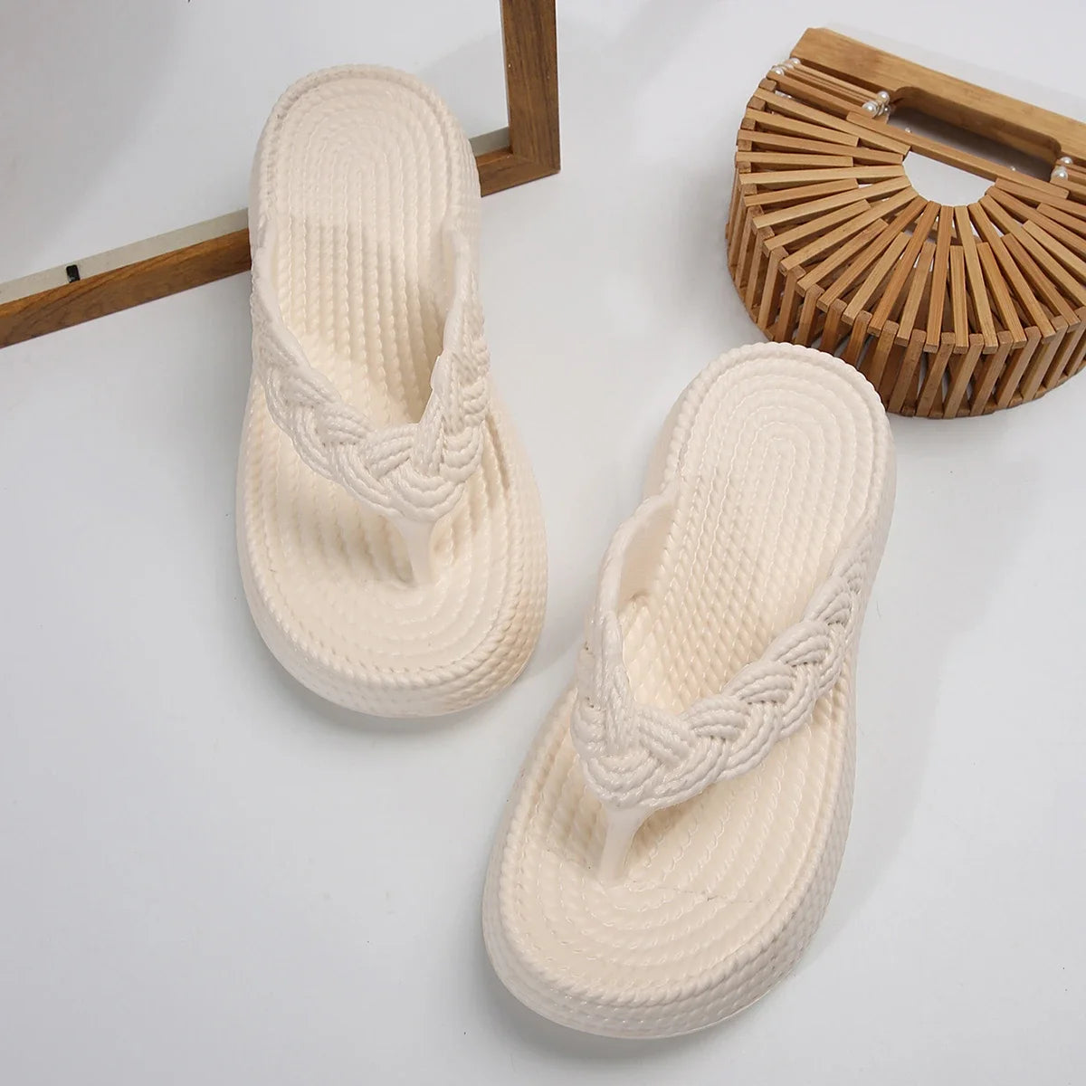 Women Slippers Platform Wedges Flip Flops Summer Casual Cozy Slides Designer Beach Dress Sandals 2024 Fashion Sport Women Shoes