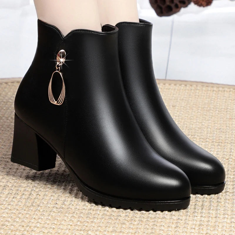 Soft Leather Women's Warm Wool Snow Boots High Heel Black Beige 2024 New Winter Stylish Anti-slip Side Zipper Ankle Boots