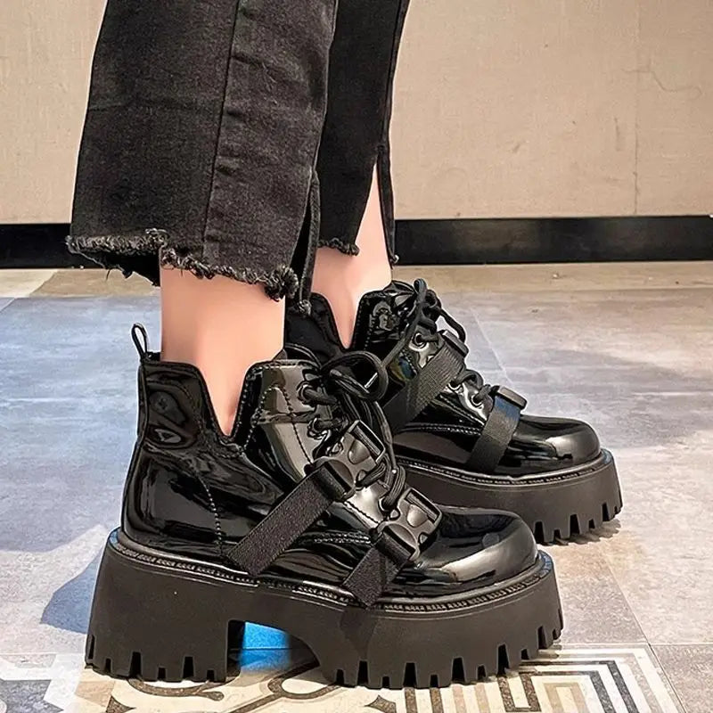 Fashion Motorcycle Women's Boots 2023 Autumn and Winter New Versatile Thick Sole Increase Design Sense Motorcycle Short Boots