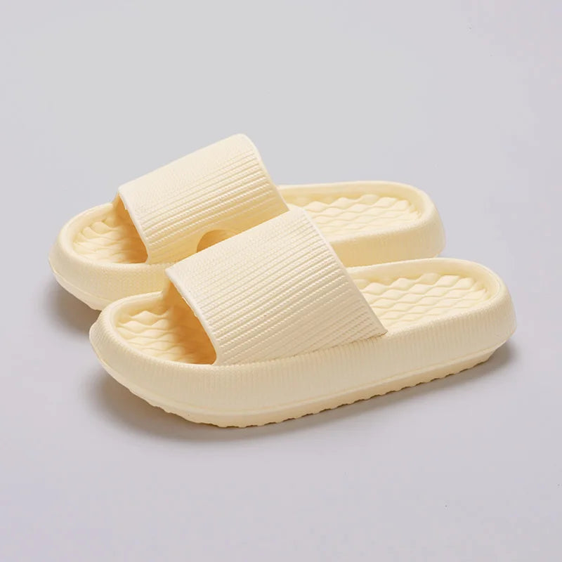 Women Thick Platform Cloud Slippers Eva Cfortable Non-Slip Home Slides Women Summer Lightweight Soft Sole Sandals Flip Flops