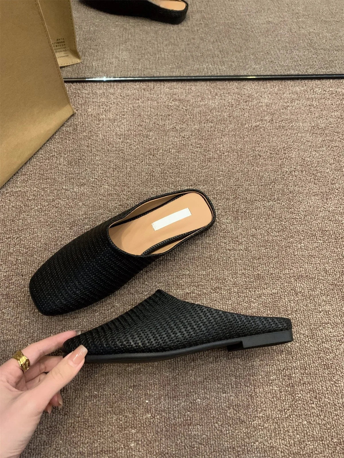 Fretwork Heels Shoes Ladies' Slippers Luxury Slides Cover Toe Slipers Women Female Mule Flat Summer Designer Soft 2024 Mules Cas