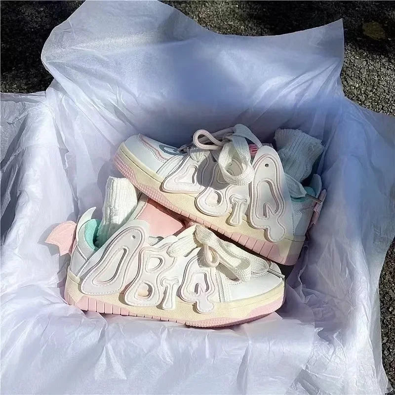 Chaussures roses mignonnes pour femmes, nouveau style 2023, chaussures polyvalentes Kawaii pour petites filles, baskets roses résistantes à l'usure