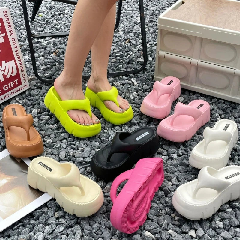 Summer Women's Herringbone Slippers New EVA Thick Sole Elevated Clamping Slippers Soft Sole Waterproof and Anti Slip Slippers