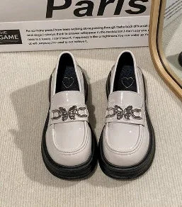 Women Leather Flat Shoes Spring New Women Casual Mary Jane Leather Fashion Shallow Mouth Design Loafers Large Size 35 40