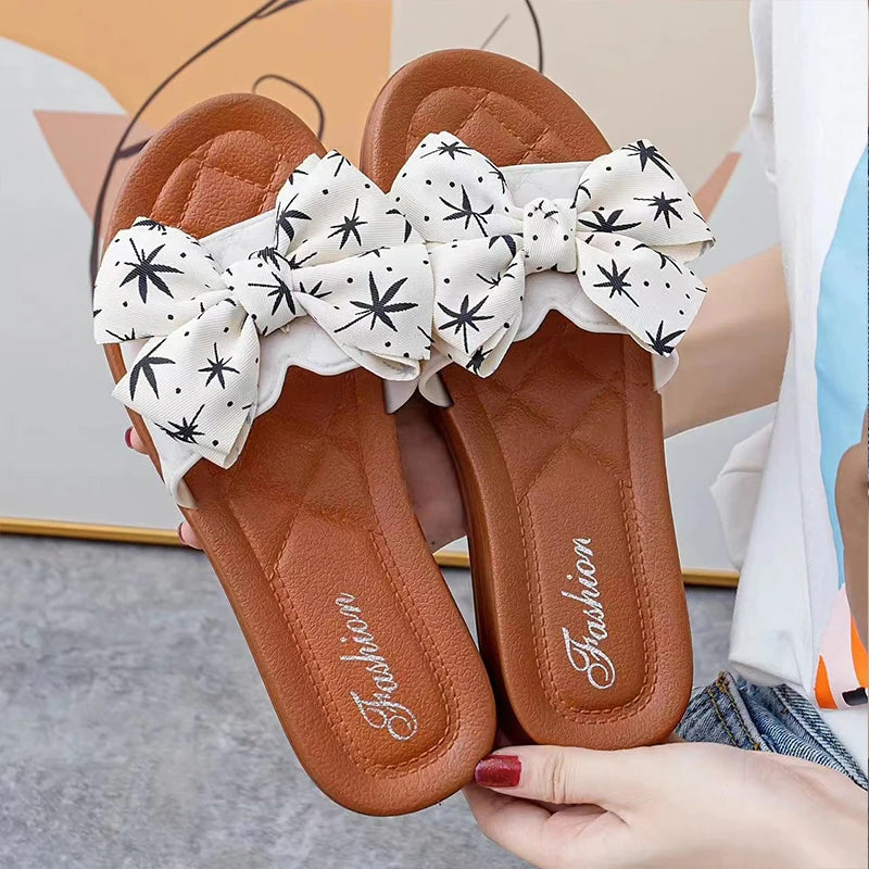 Women's 2024 Summer British Style Soft Bottom Butterfly Dew Toe Anti slip Cool Slippers for Women One line Dragging Shoes