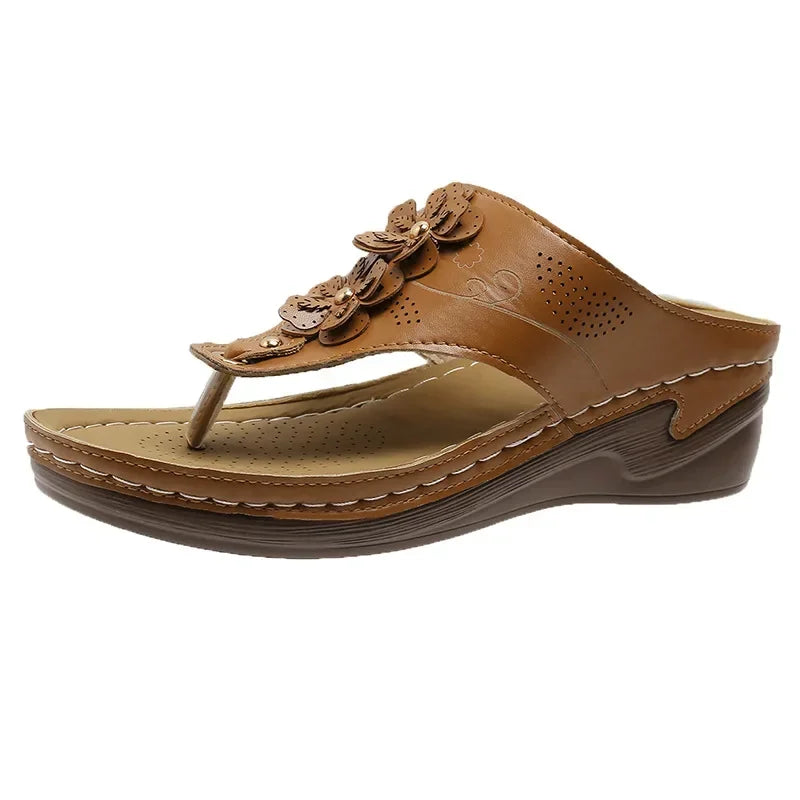 Women's Floral Retro Flip Flops New Summer Fashion Roman Slope Heel Non Slip Sandals Slippers Outdoor Beach Casual Shoes