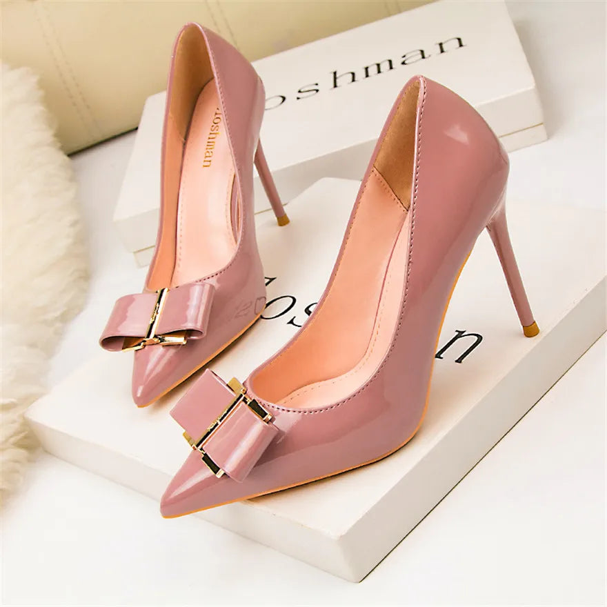 Korean Metal Bowknot Pointed Toe Women Pumps Fashion Patent Leather High Heels Shoes Black Red Shallow Wedding Shoes Party