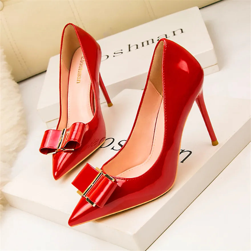 Korean Metal Bowknot Pointed Toe Women Pumps Fashion Patent Leather High Heels Shoes Black Red Shallow Wedding Shoes Party