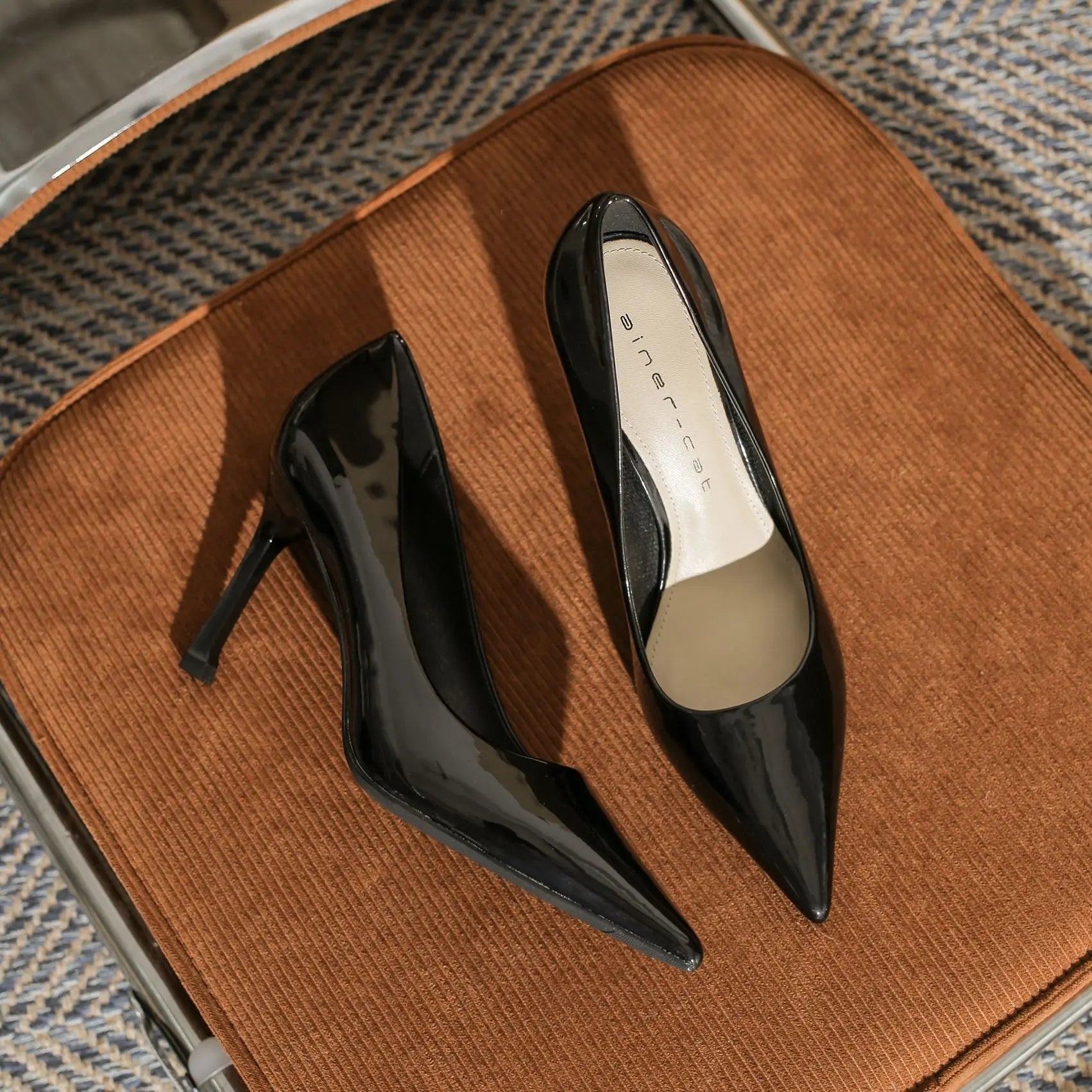 Pointed high heels fine heeled simple versatile high-heeled single shoes high heels