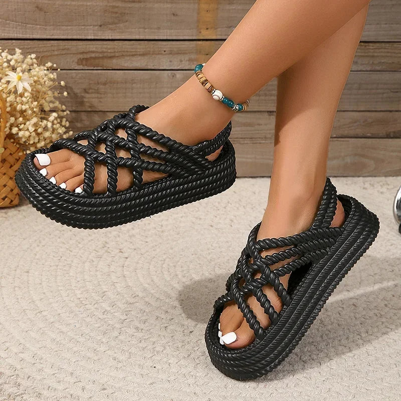 2024 New Summer Style Fashionable Comfortable Elegant and Wear-resistant Thick-soled Casual Open-toe Beach Sandals for Women