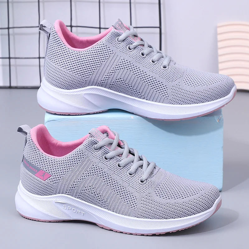 Women's shoes 2024 autumn new sports and leisure running shoes mesh breathable soft sole shoes for women