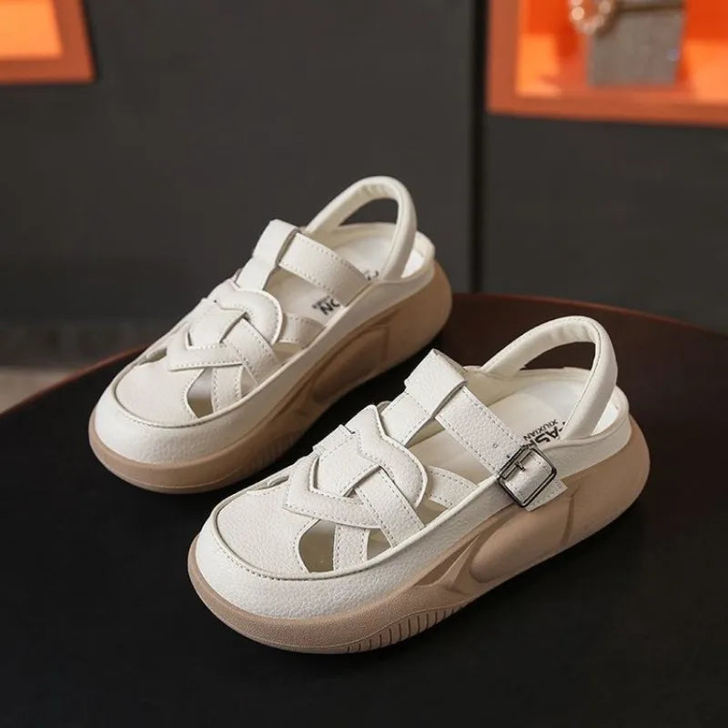 Trendy Sports Women's Sandals 2024 Summer New Headed Hollow Leisure Breathable Thick Sole Women's Shoes Luxury Sandals Designers