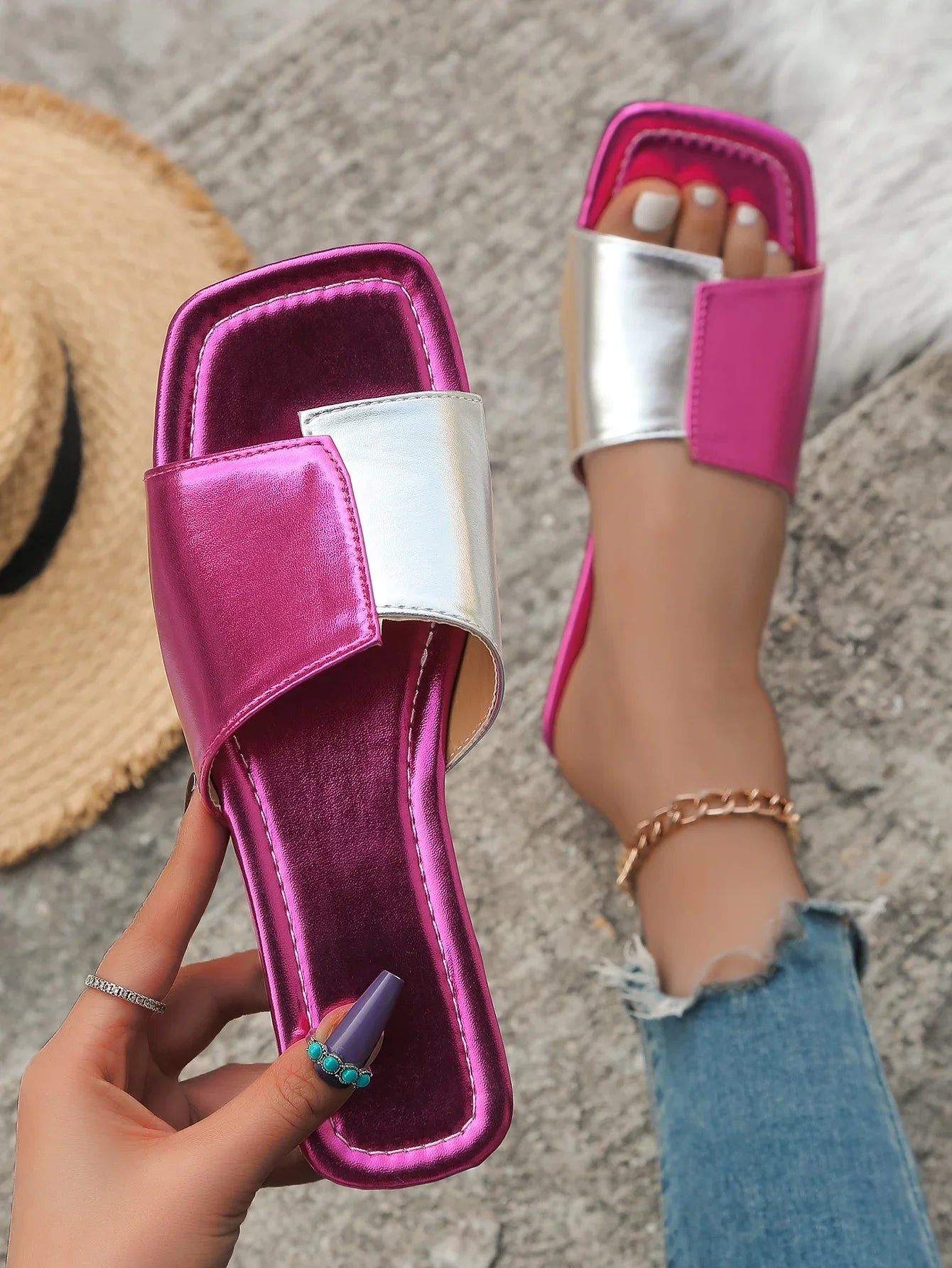Luxury Designer Sandals 2024 Summer New Color Blocking Beach Slippers Outdoor Casual Women's Shoes Zapatos Mujer Slippers Women