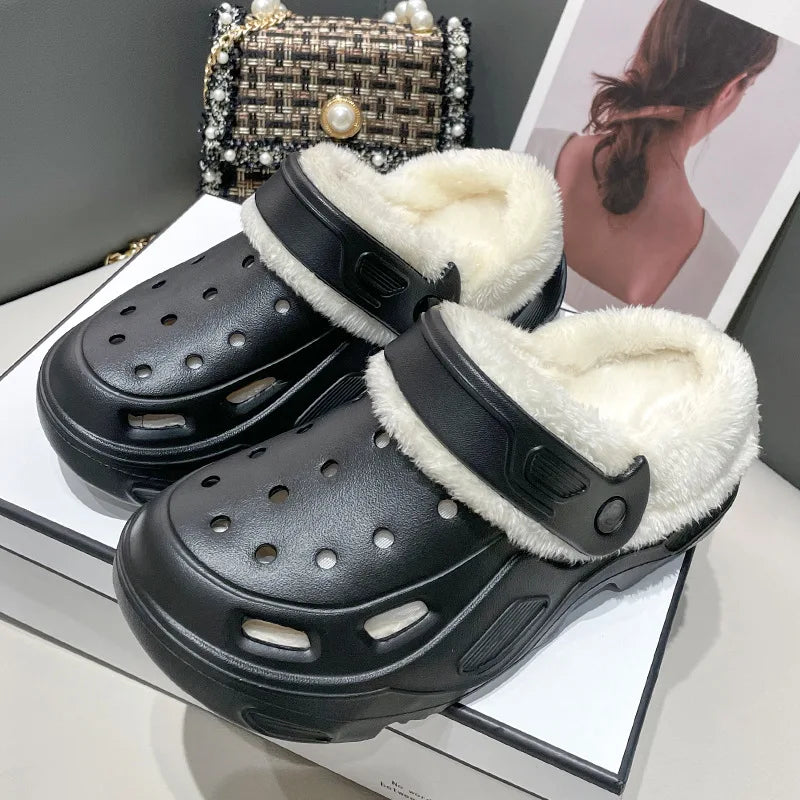 Thick-soled hole shoes winter velvet women's fashion outer wear removable cotton slippers warm and non-slip slippers