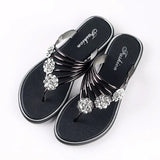 2024 Women's Slippers Summer Sandals New Flat Silver Women's Shoes Light Slippers Women's Outerwear Casual Flip Flops