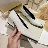 2023 Fall and Winter Slope Heel Pointed Toe V Mouth Women's Single Shoes Black 4cm Women's Shoes Middle Heel Retro Granny Shoes