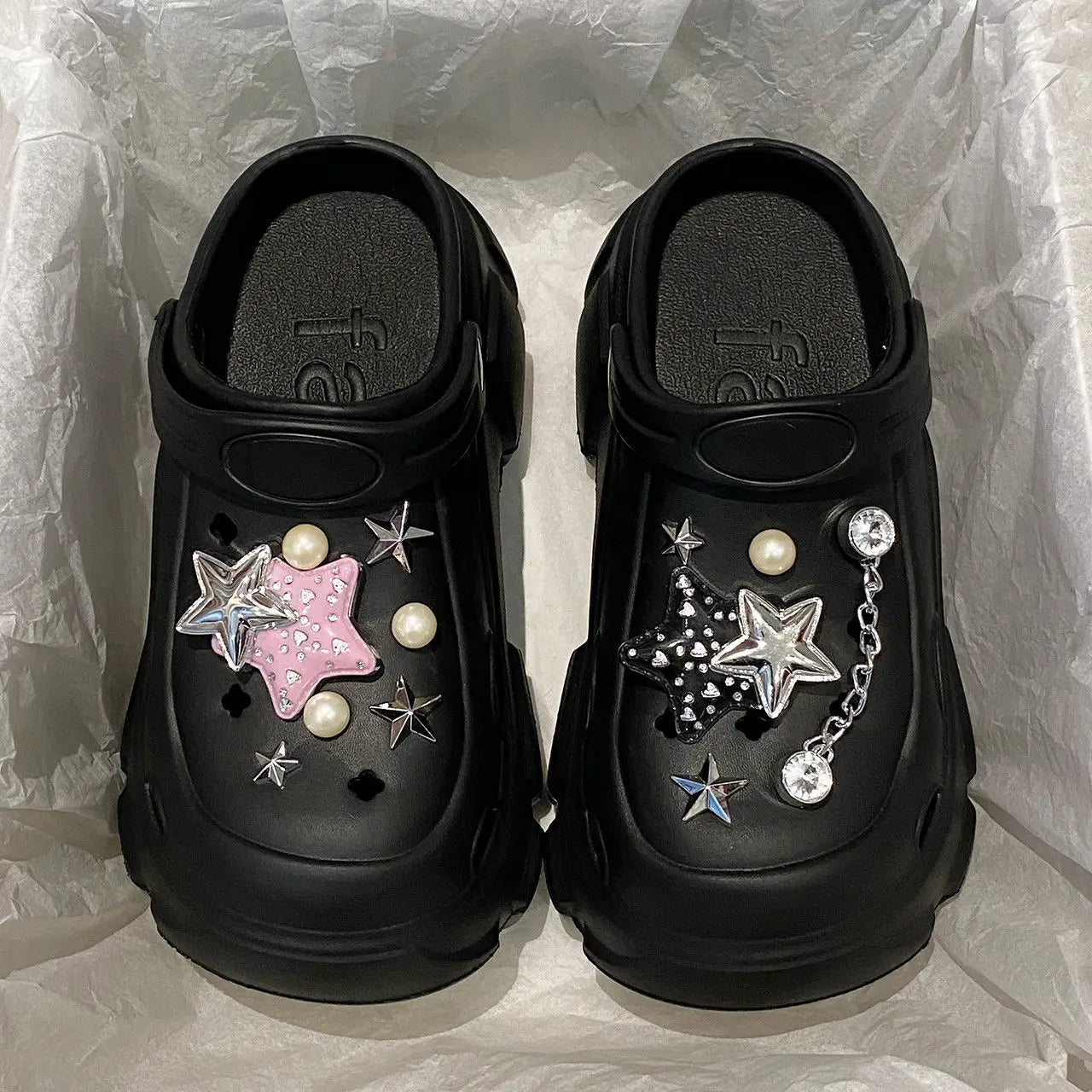 Winter Summer Clogs Outdoor Waterproof Platform Women Slipper Beach Slides Beard Black Designer Sandals with Charms Graden Shoes