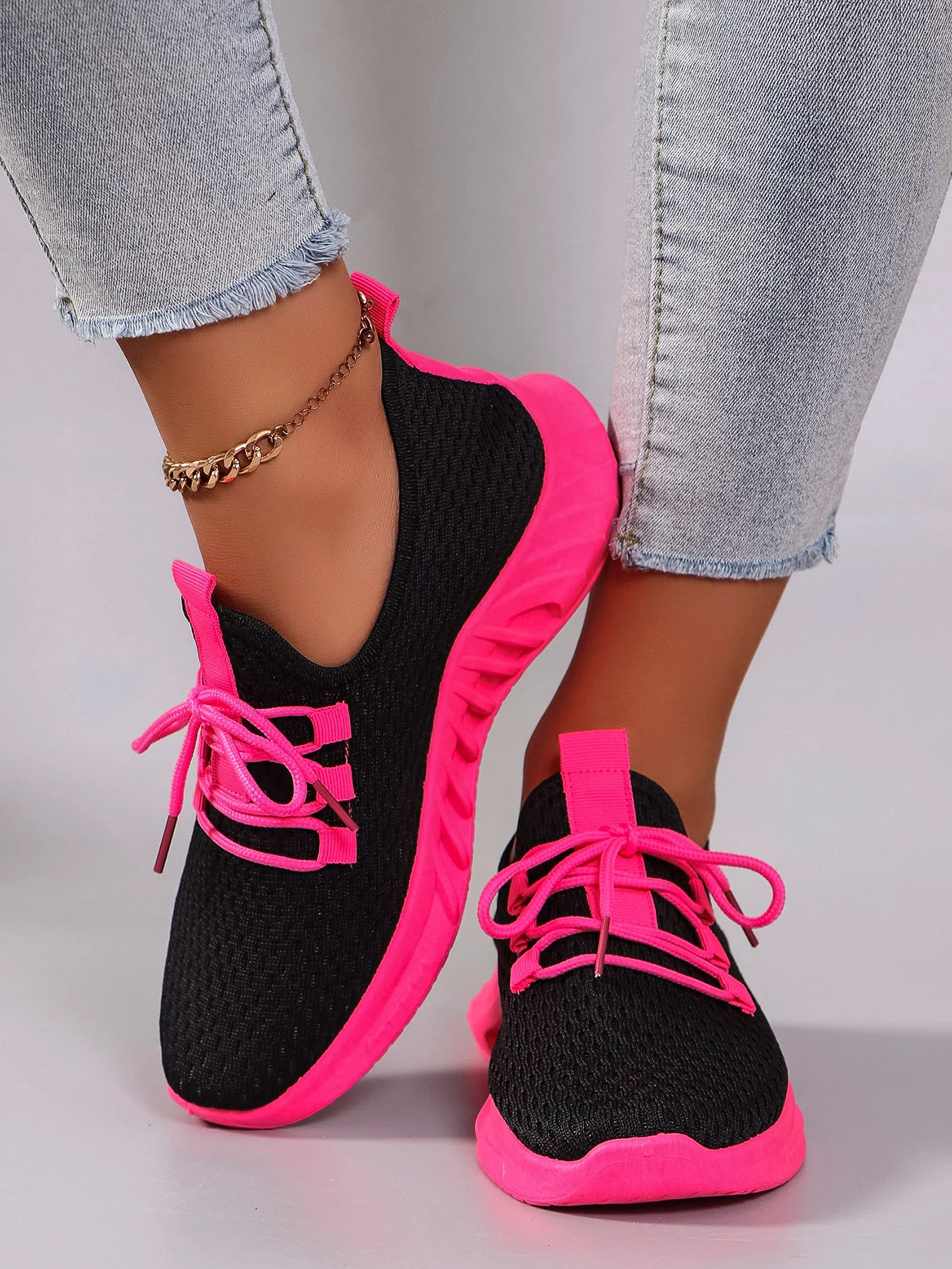 Spring New Product: Women's Color blocked Casual Sports Shoes with Strap Comfortable, Breathable, Lightweight, Wear resistant So