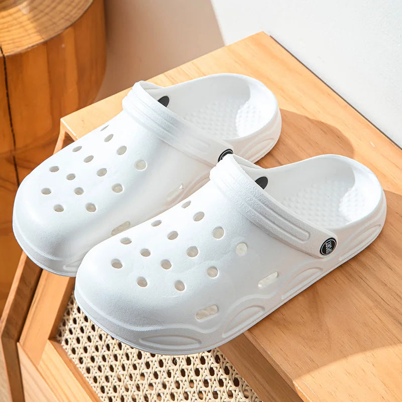 Summer Casual EVA Lightweight Outdoor Clogs Women Sandals Lndoor Women's Shoes Non-slip Thick Sole I Beach Couple Garden Shoes