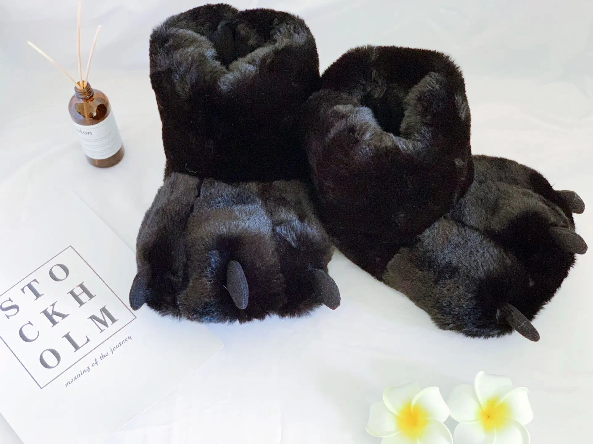 Creative Cute Bear Claw Winter Slippers Boys Girls Home Slippers Furry Warm Couple Indoor Shoes Women Cotton Boots Fur Slides