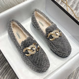 Winter Thicken Soled Wool Shoes Woman Plush Fur Flats Cotton Loafers Ladies Brand Crystal Chain Moccasin Femme Lambswool Sneaker