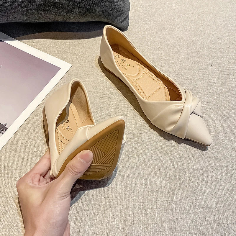 Pointed Shoes Women's Summer Soft Sole 2022 New Women's Shoes Shallow Mouth Scoop Shoes Flat Heel Solid Color Leather Flats