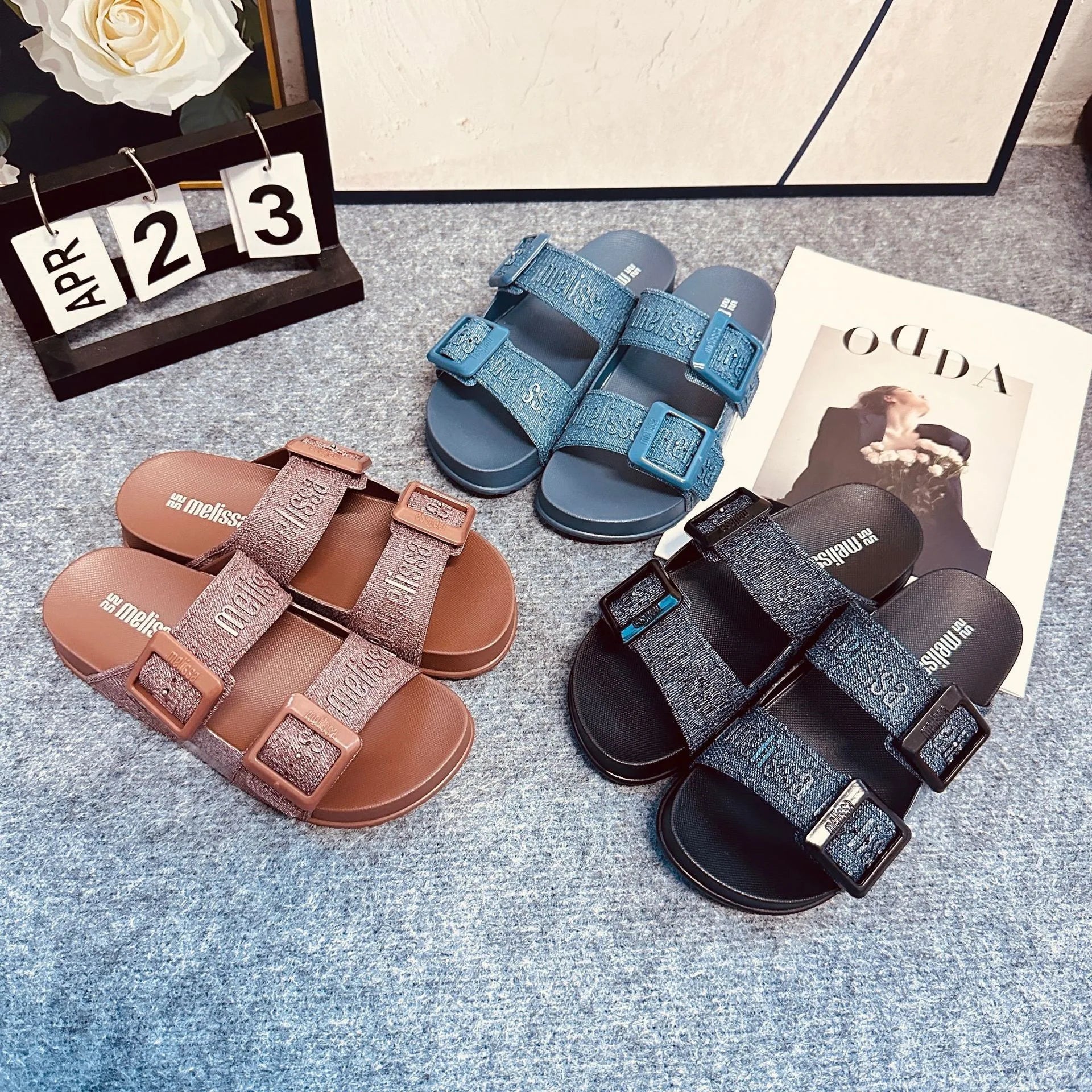 Mini Melissa Adult Outerwear Casual sandals ladies Fashion Versatile Double Button beach shoes Thick Bottom Slippers for Women