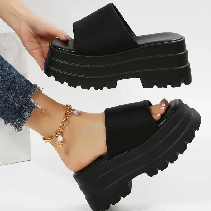 2023 Summer Brand New Women Single Band Platform Sandals Black Nylon Chunky Platform Wedges Slipper Sandals