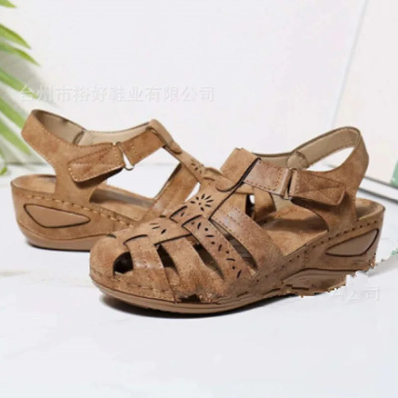 Fashion Women Sandals on Round Female Casual Comfortable Outdoor Fashion 2024 Plus Size Shoes Women Retro Shoes