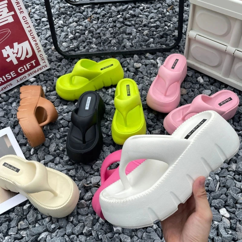 Summer Women's Herringbone Slippers New EVA Thick Sole Elevated Clamping Slippers Soft Sole Waterproof and Anti Slip Slippers