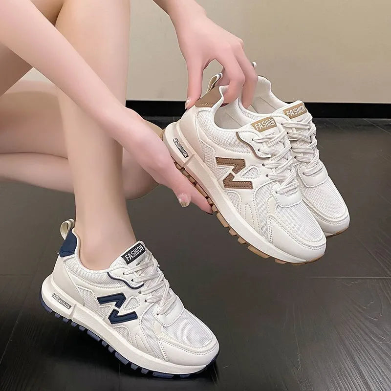 Sports Shoes for Women 2024 Spring New Super Hot Versatile Anti slip Casual Women's Shoes Soft Sole Running Little White Shoes