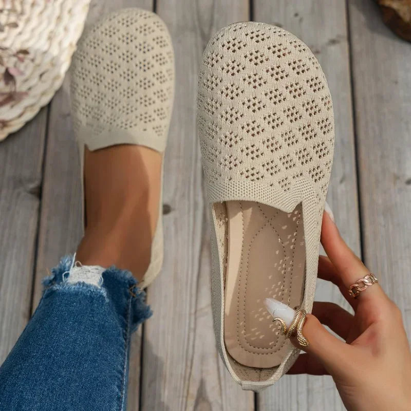 Summer Mesh Fabrics Breathable Flats Women Shoes Ventilate Lace Leisure Loafers Mom Shoes Comfort Casual Light Sneakers