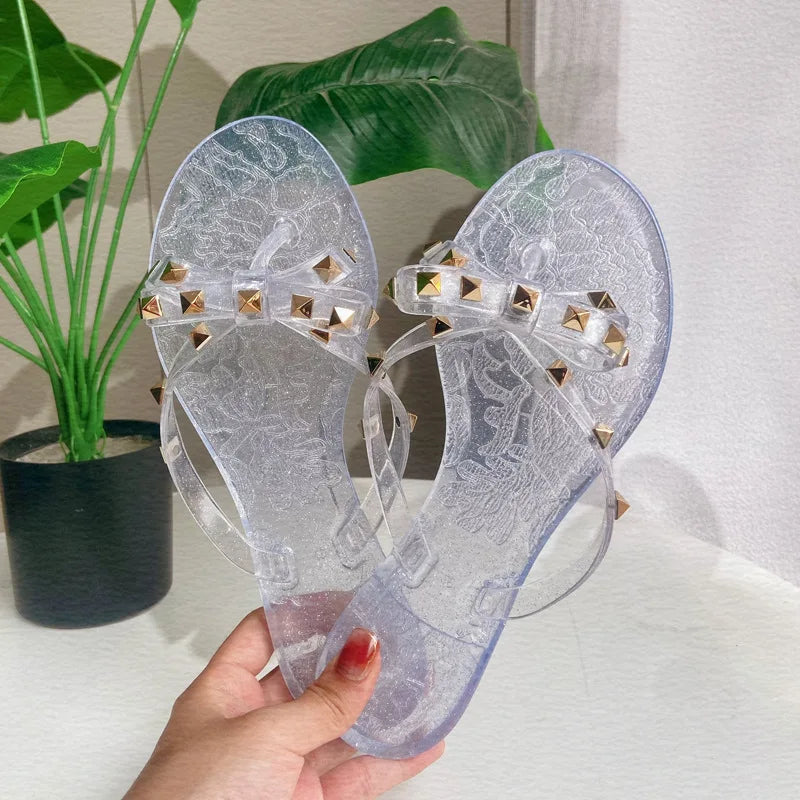 Riveted Flip Flops Women Sandals Summer Jelly Shoes Women's Flat Bottomed Slippers Summer Casual Rivet Slippers Outside 36-42