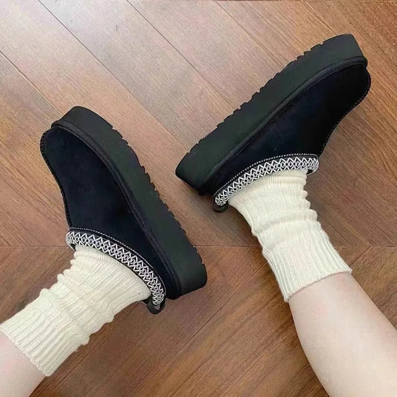 2024 New Snow Boots for Women Winter Cashmere Warm Platform Without Heel-covered Hair Half Slipper Cotton Shoes for Women Q426