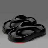 Tongs à semelle épaisse pour femmes été 2024 nouvelles sandales de plage antidérapantes augmentant la hauteur pantoufles de plage pour vêtements d'extérieur