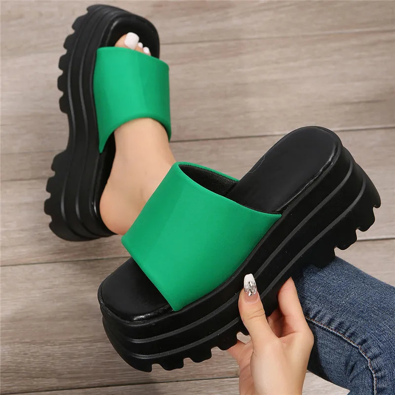 2023 Summer Brand New Women Single Band Platform Sandals Black Nylon Chunky Platform Wedges Slipper Sandals